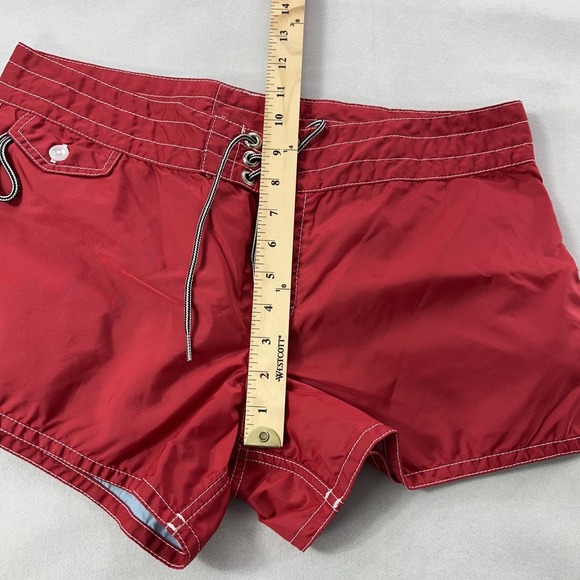 Birdwell Beach Britches Board Shorts Women 12 Red Nylon Pocket USA - Picture 10 of 12